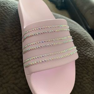 Women’s slides